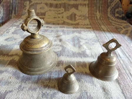 Authentic vintage bronze bells (large) 1000 - 1400 gram