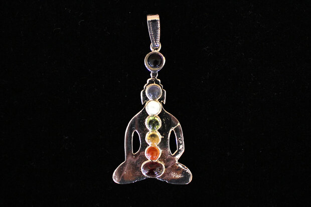 Buddha pendant 7 chakra's