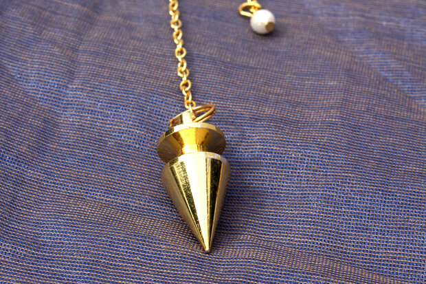 brass pendulum small (pointed)